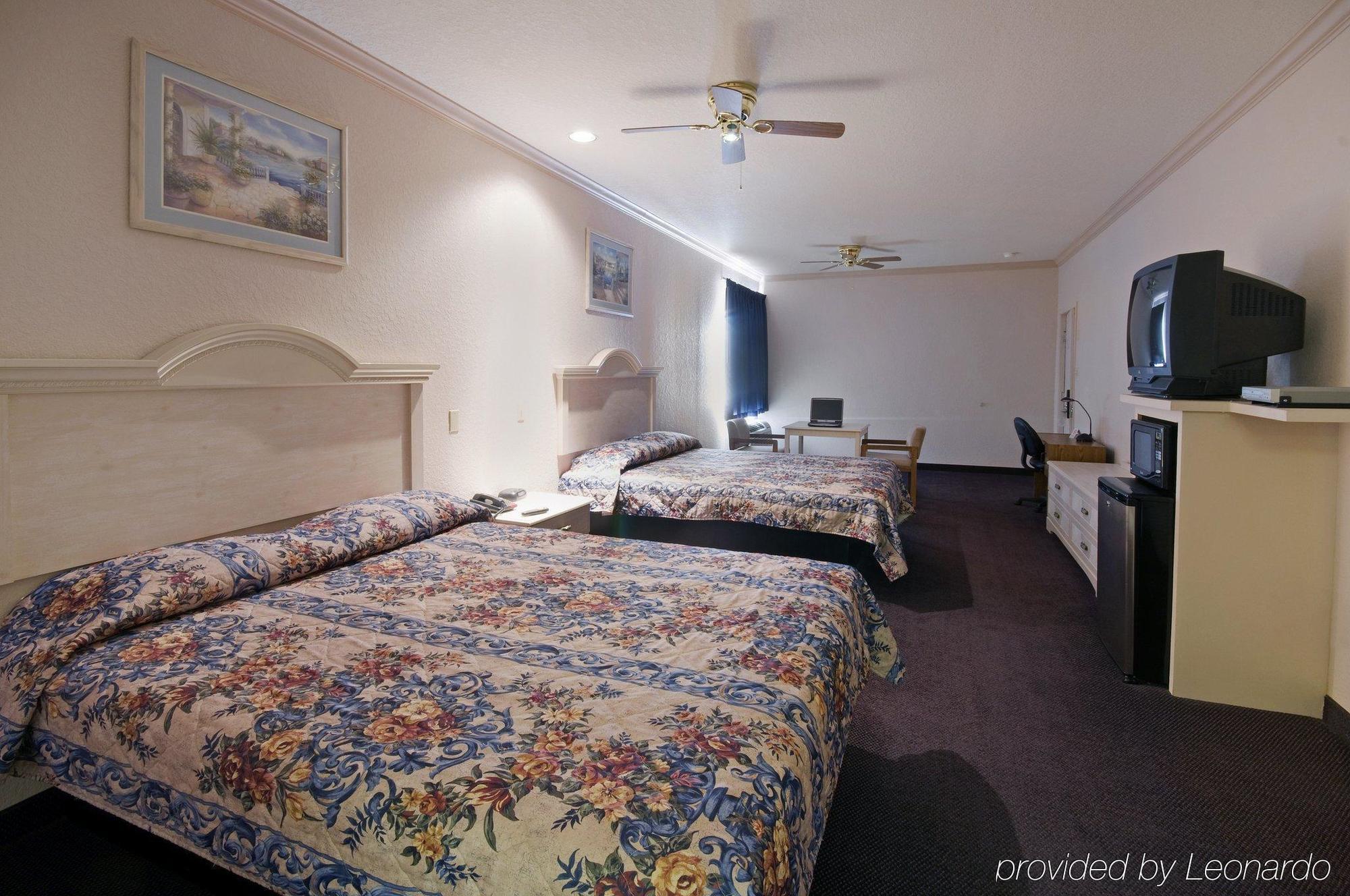 Americas Best Value Platinum Inn & Suites Houston Bilik gambar